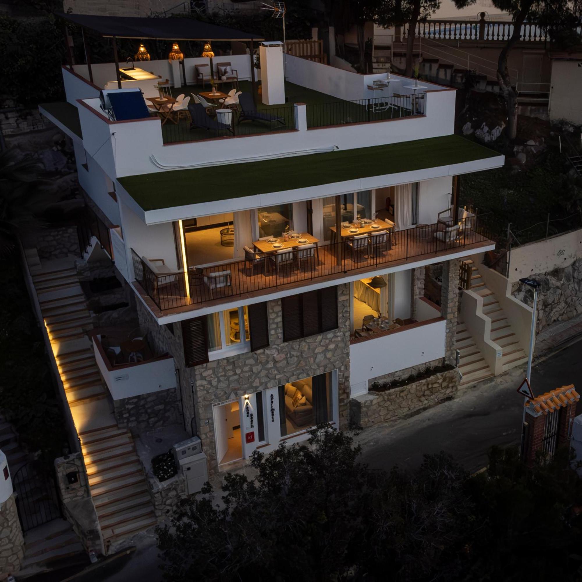 Apartment Arenas *