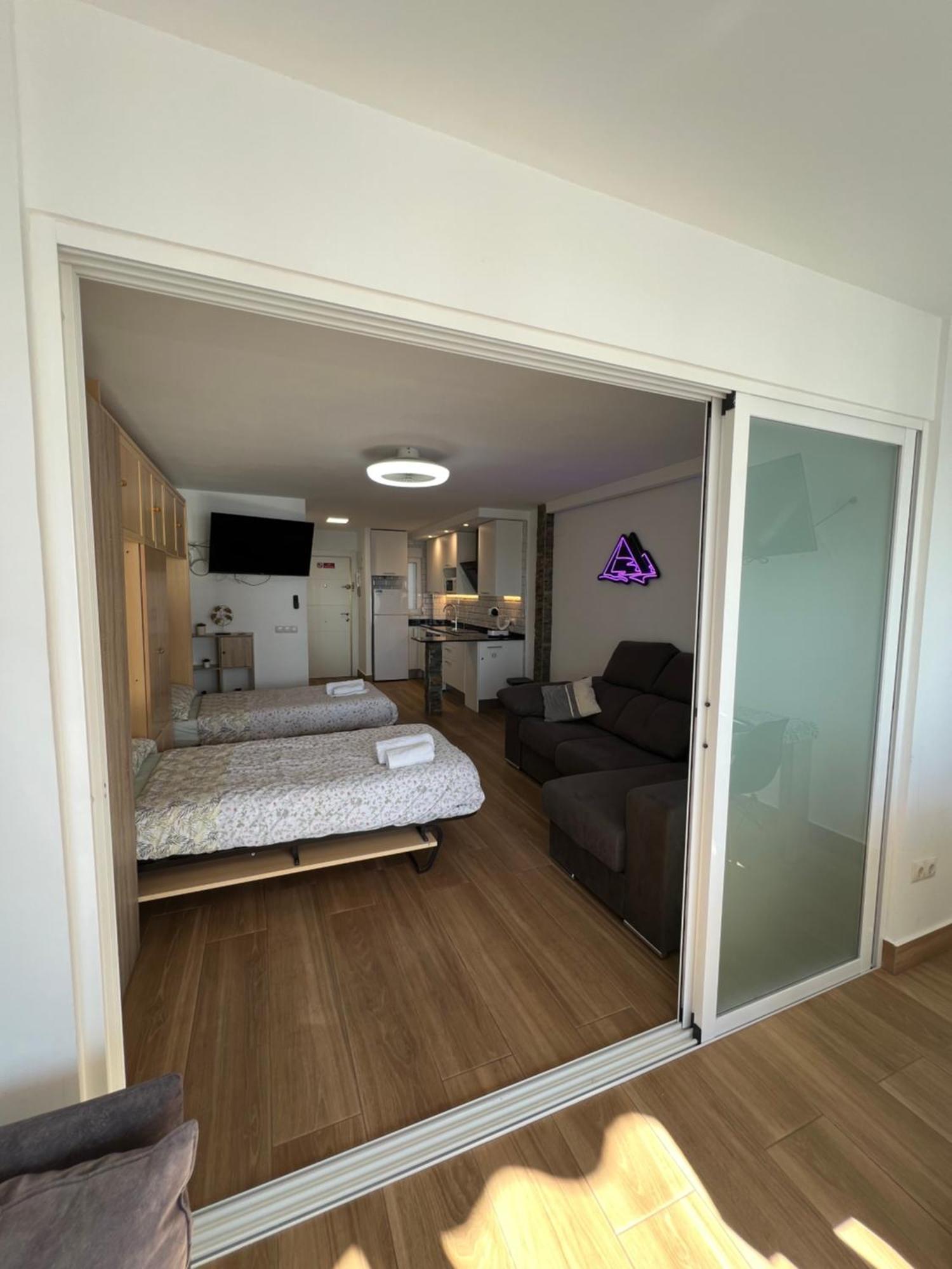Hany Ducado 12-e Appartement
