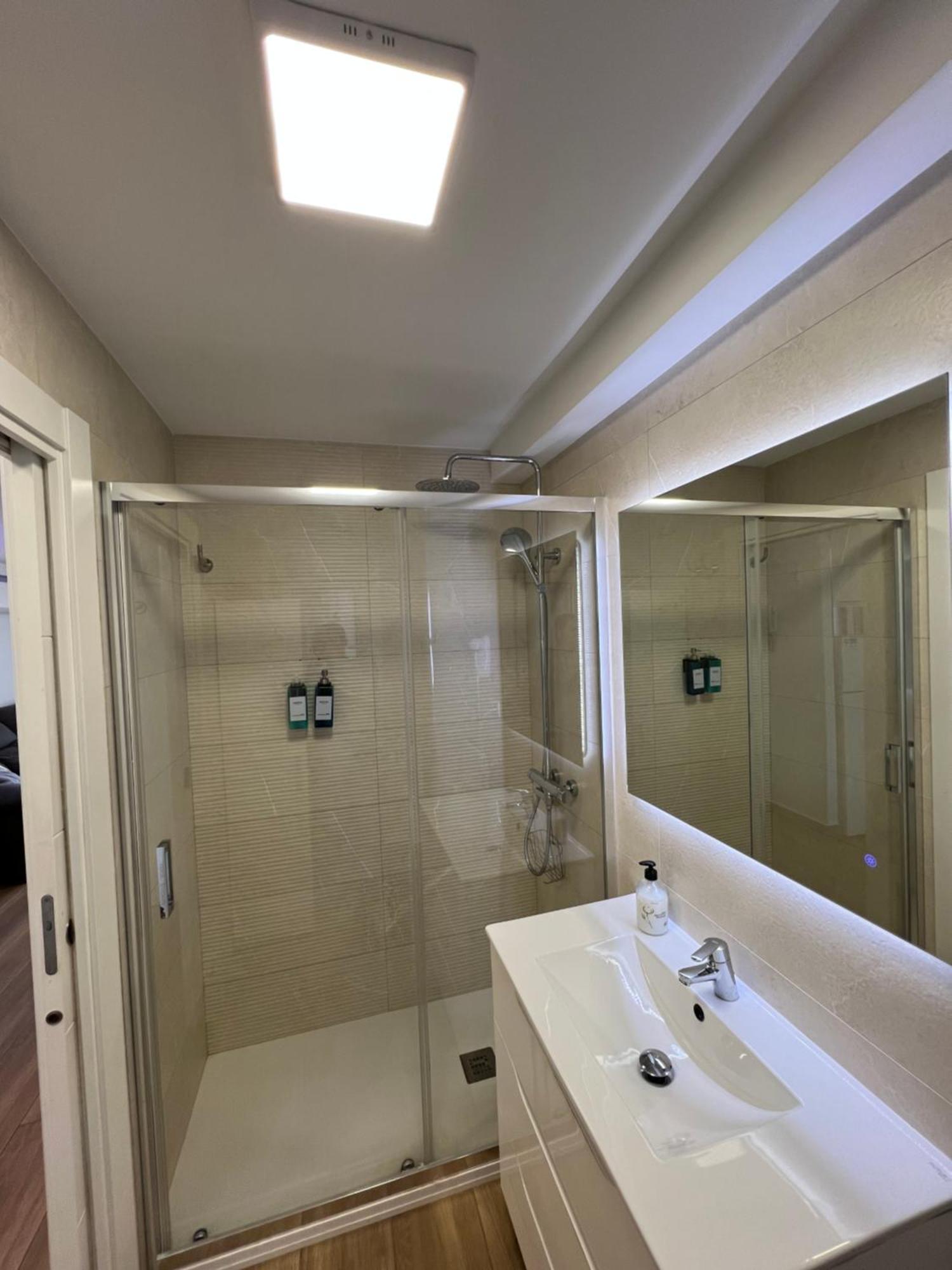 Hany Ducado 12-e Appartement
