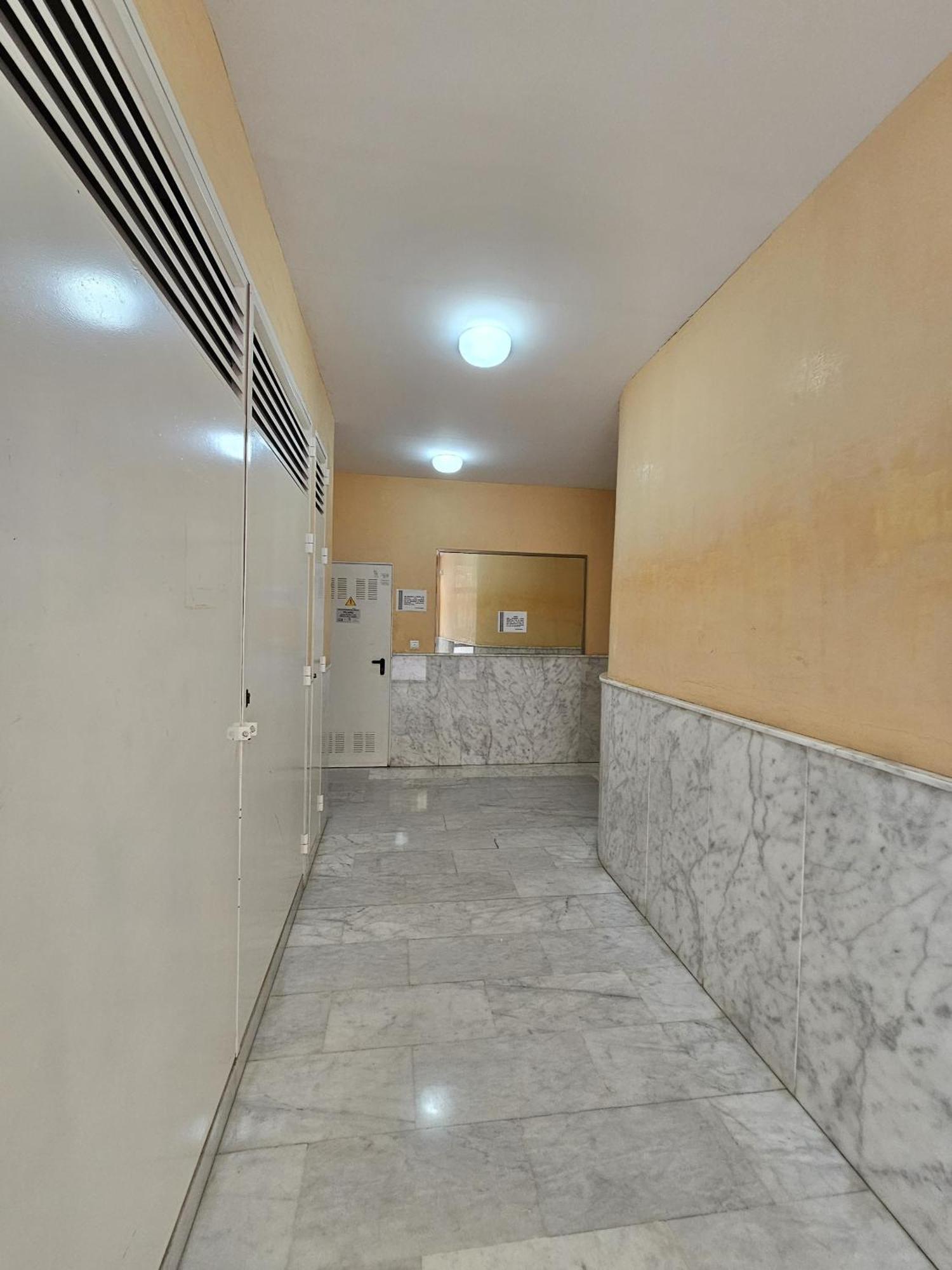 Grau If Apartment *