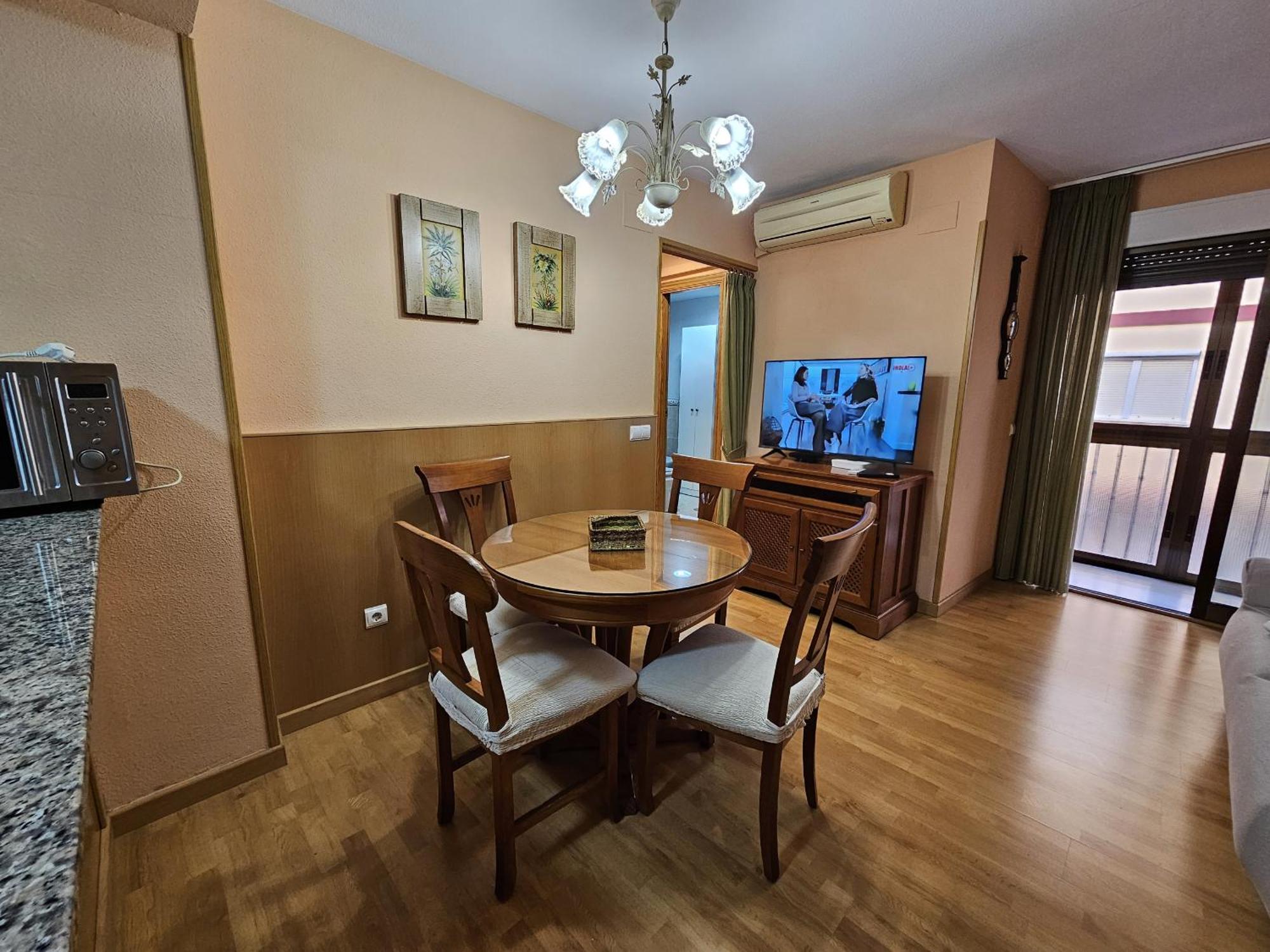 Apartment Grau If *