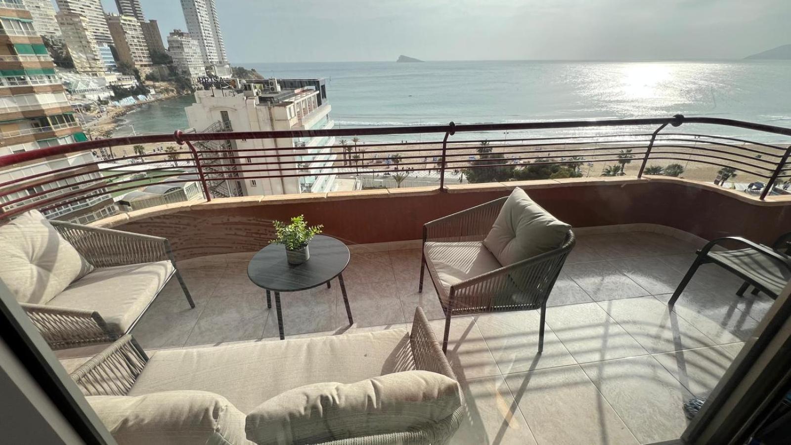 Apartment Azure Oasis