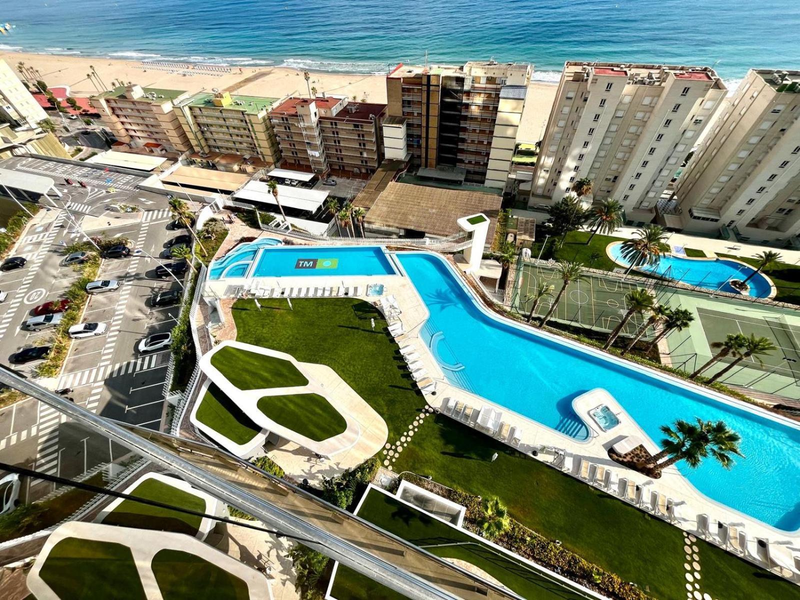 Sunset Cliffs Seasonal Apartment Benidorm