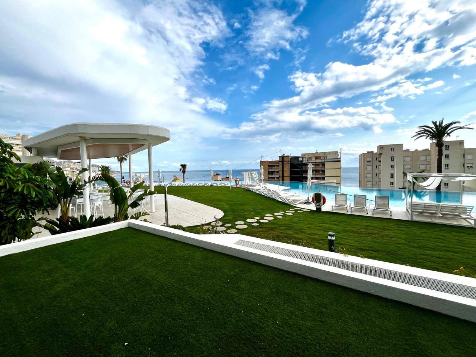 Sunset Cliffs Seasonal Apartment