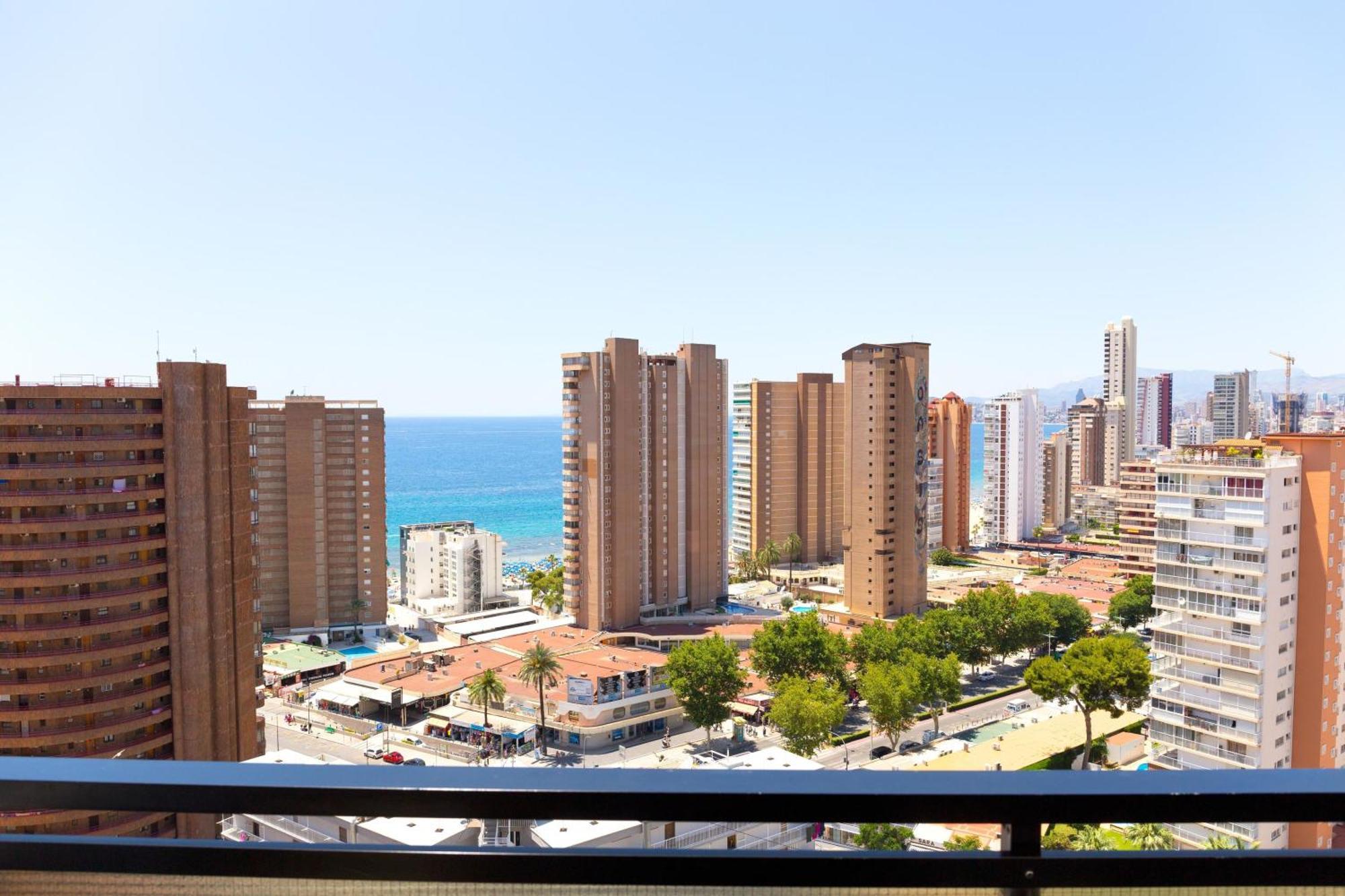 Dynastic * Benidorm