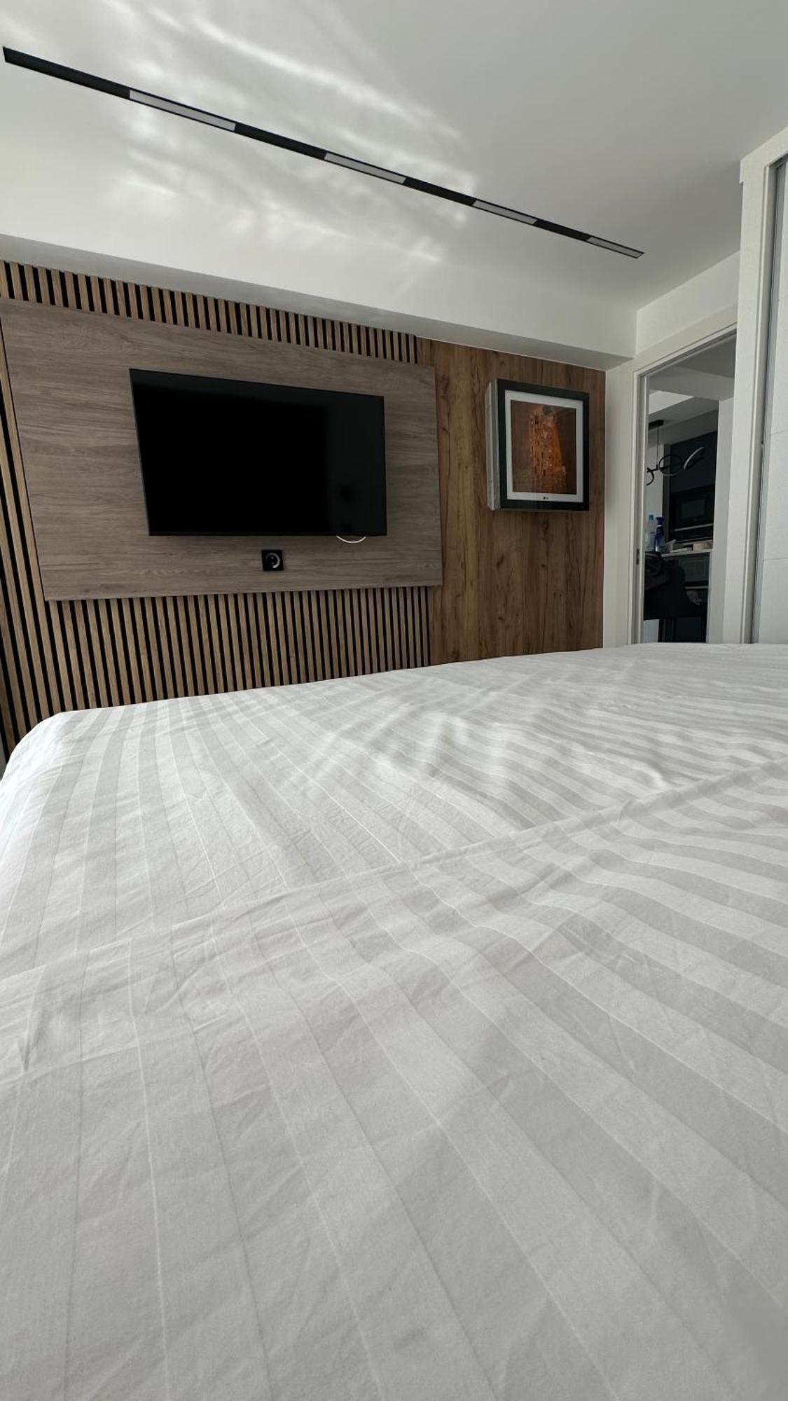 Esmeralda, Beachfront Poniente, 1st Line Frontal Seaview, Ocean Terrace * Benidorm