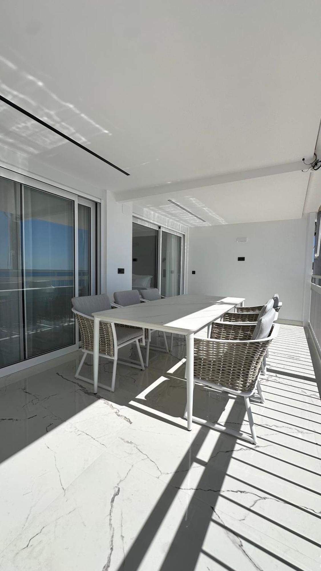Esmeralda, Beachfront Poniente, 1st Line Frontal Seaview, Ocean Terrace Apartment *