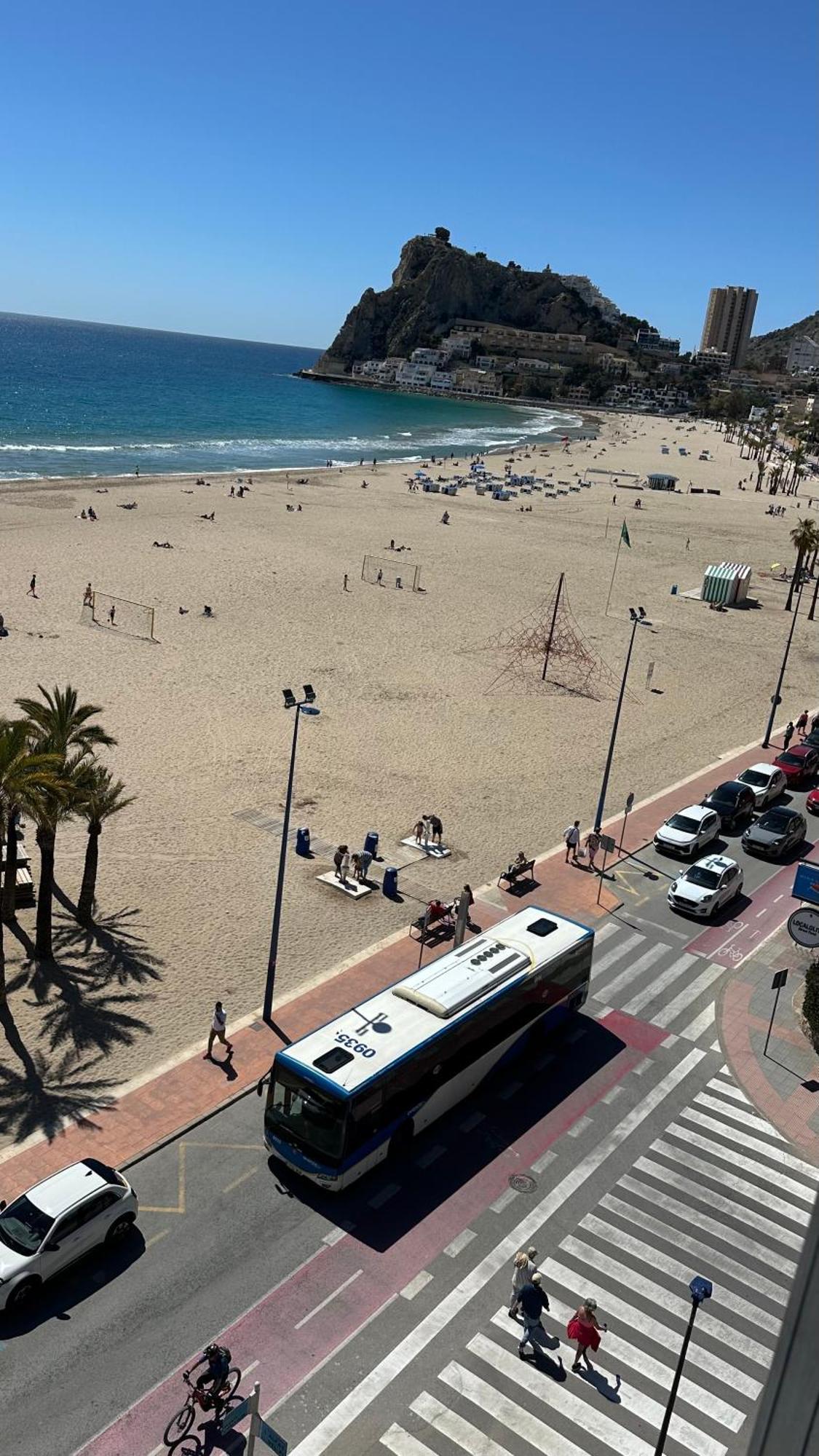 Apartment Esmeralda, Beachfront Poniente, 1st Line Frontal Seaview, Ocean Terrace *