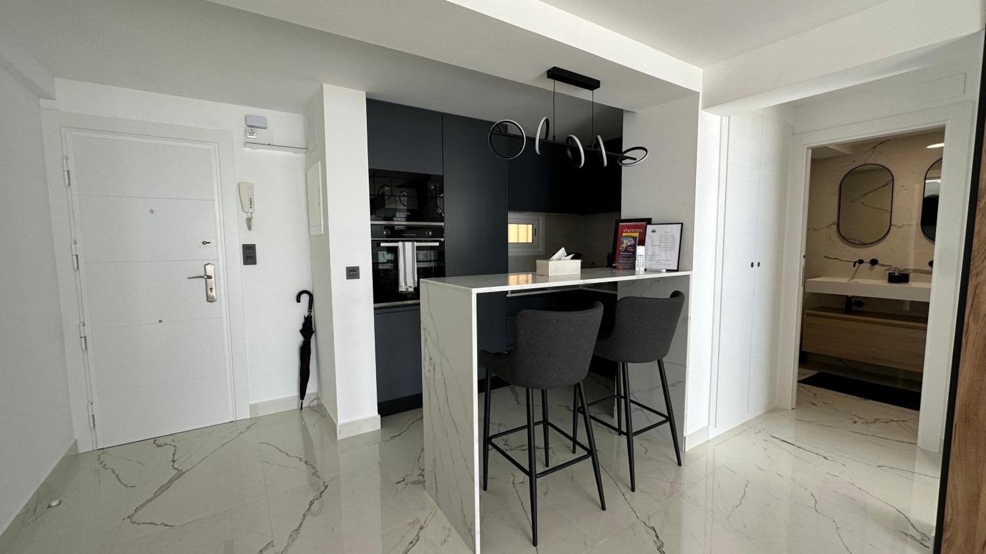 Esmeralda, Beachfront Poniente, 1st Line Frontal Seaview, Ocean Terrace Apartment