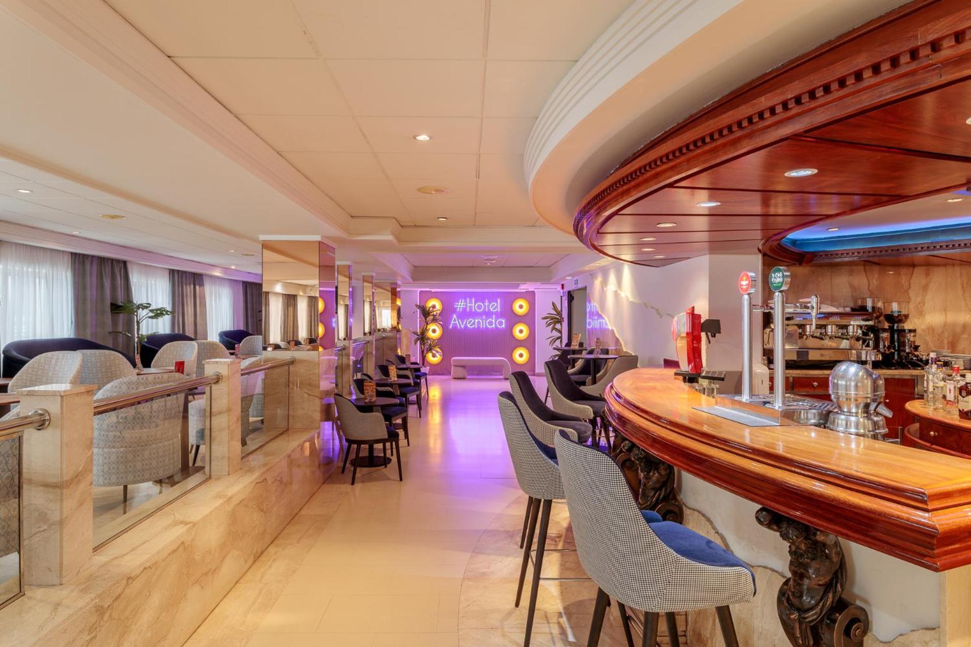 Avenida Hotel 4*