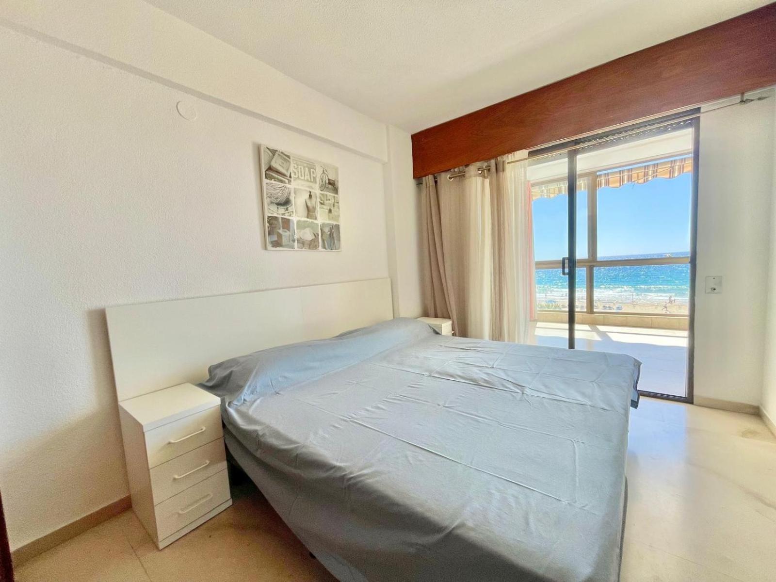 Gemelos 1 Seafront Levante Apartment *