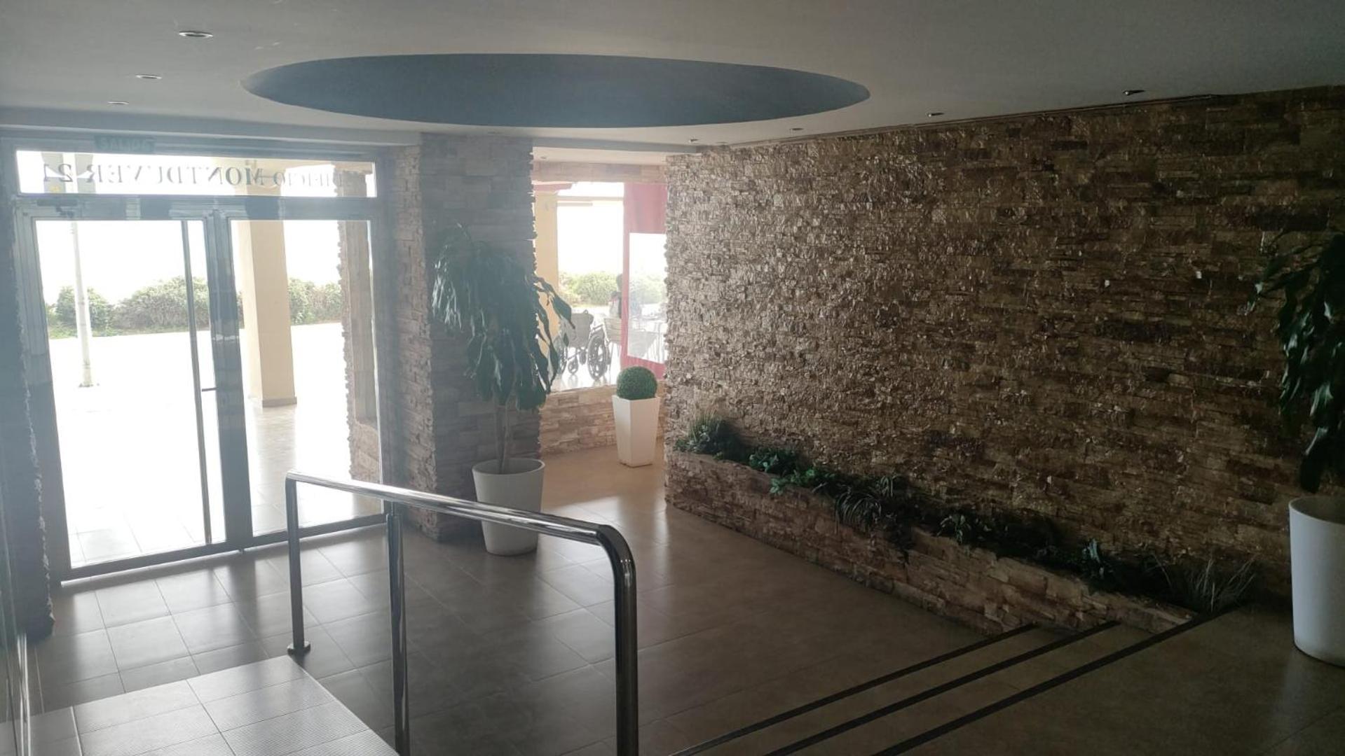 Mediterranean Seafront Apartamento *