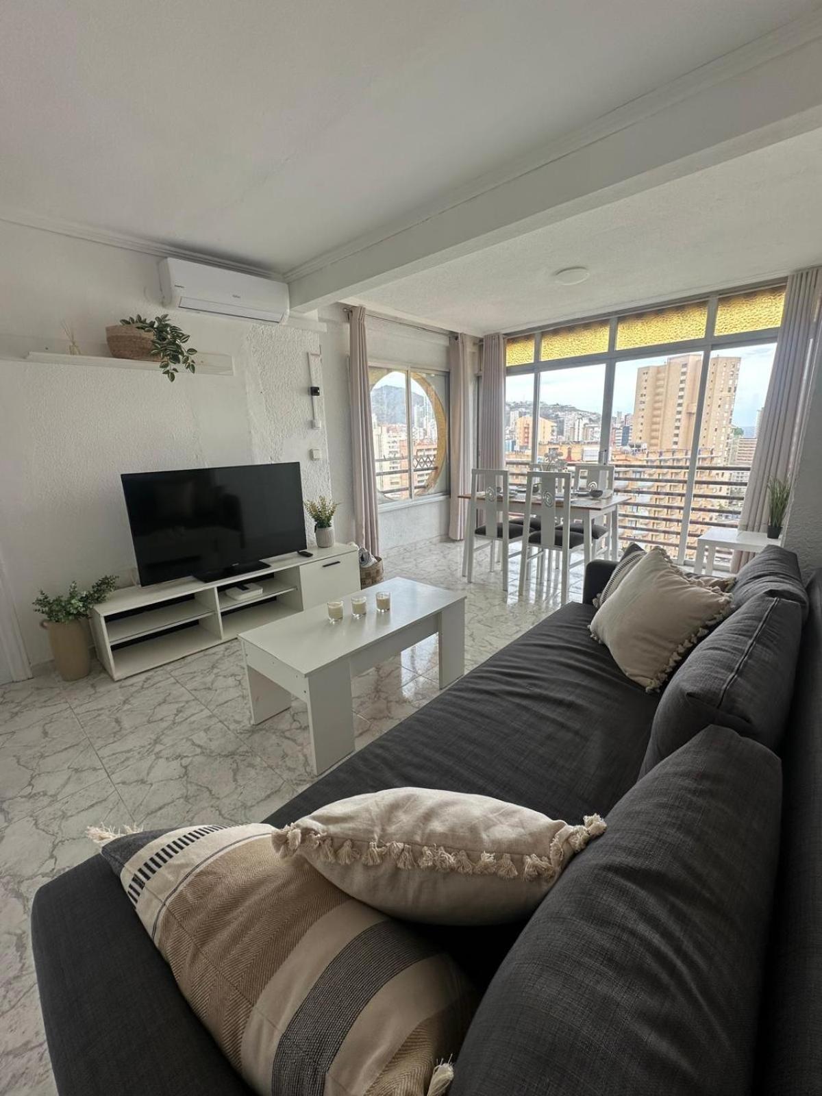 Apartment Diego Suits *