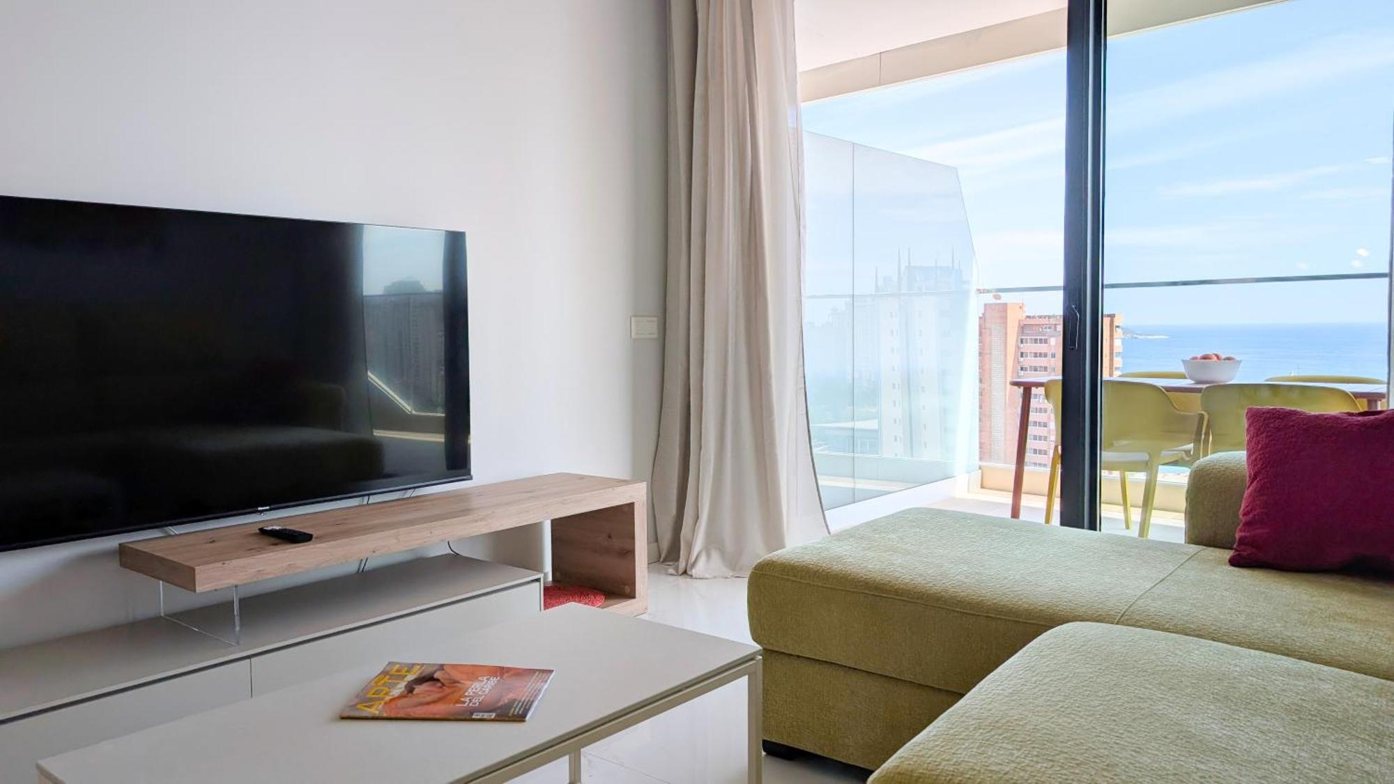 Magic Apartment *