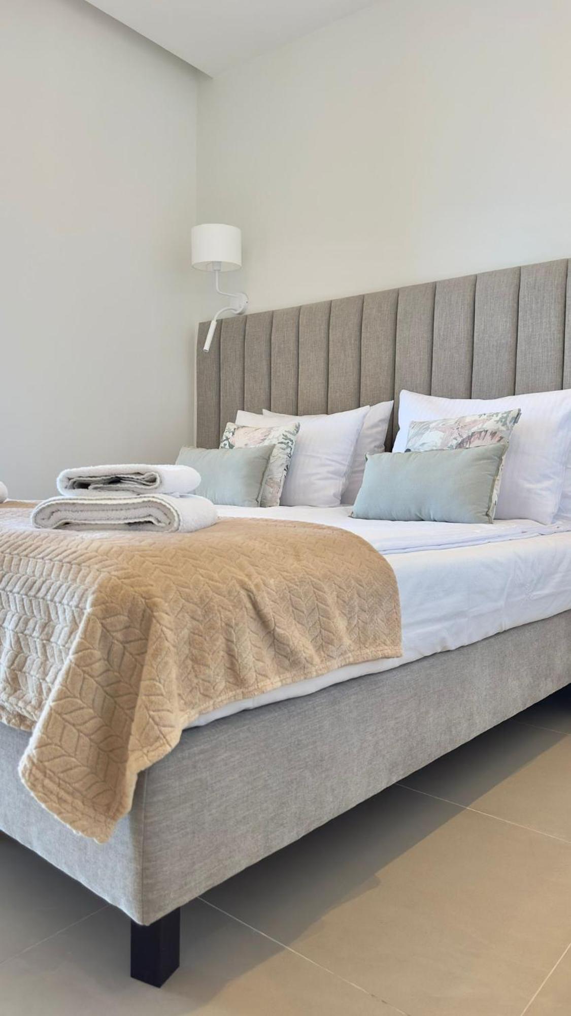 Apartment Intempo By Leo