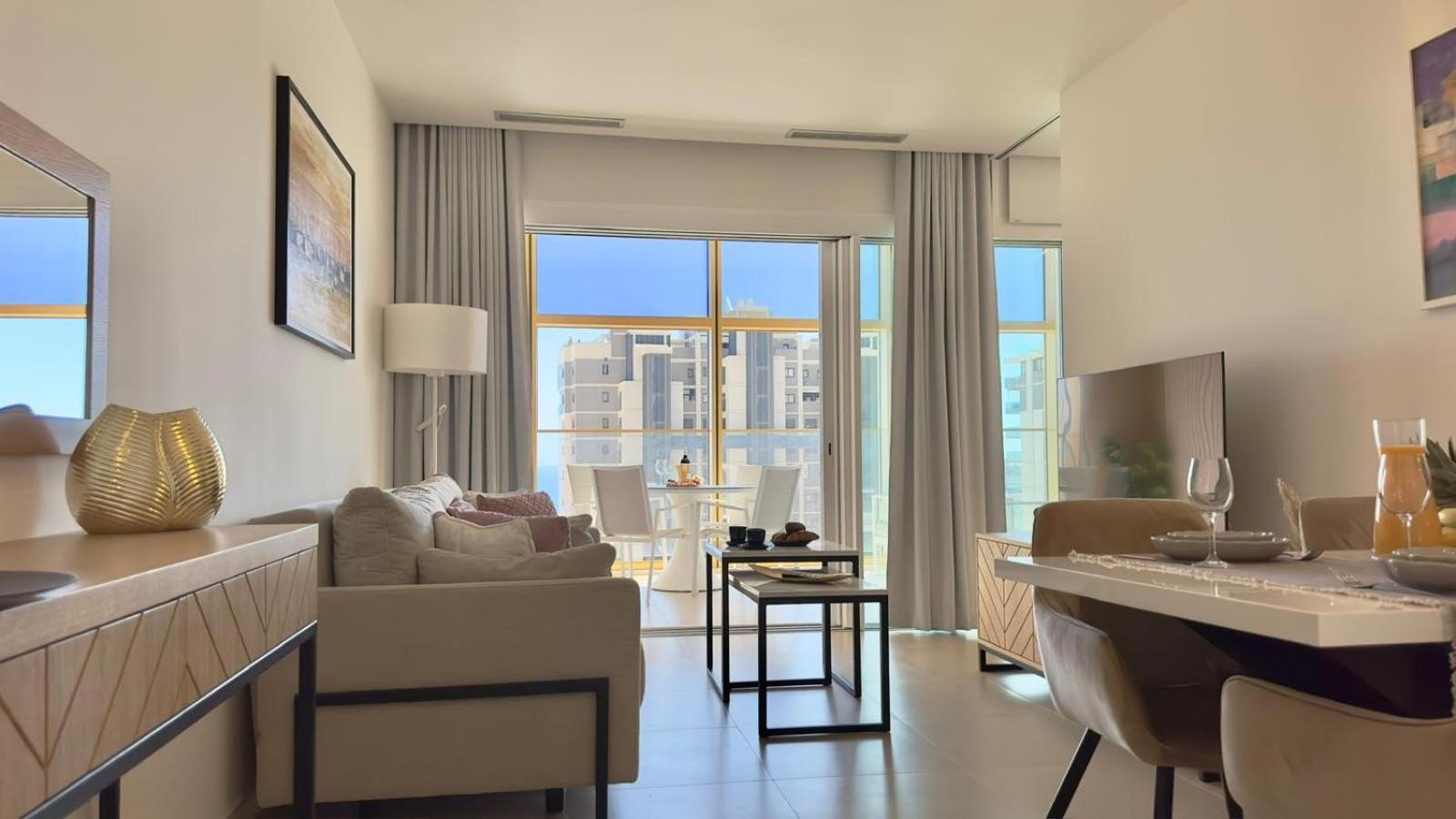 Intempo By Leo Apartment *