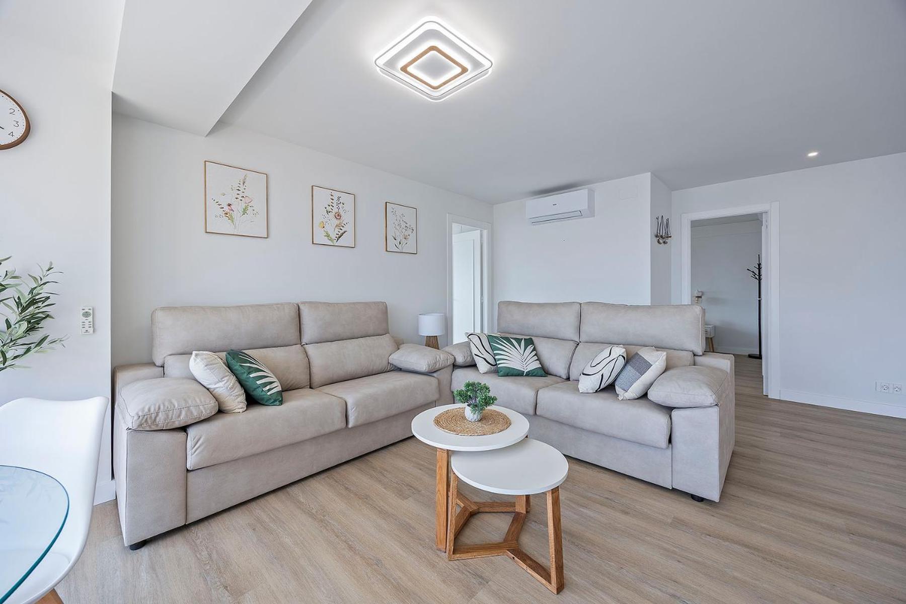 Mucho Gusto Coblanca 3 Apartamento *
