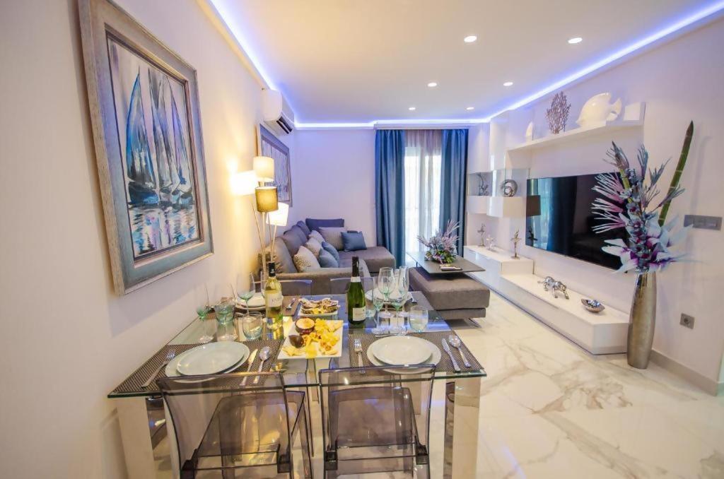 Oasis - Palm Old Town Apartment