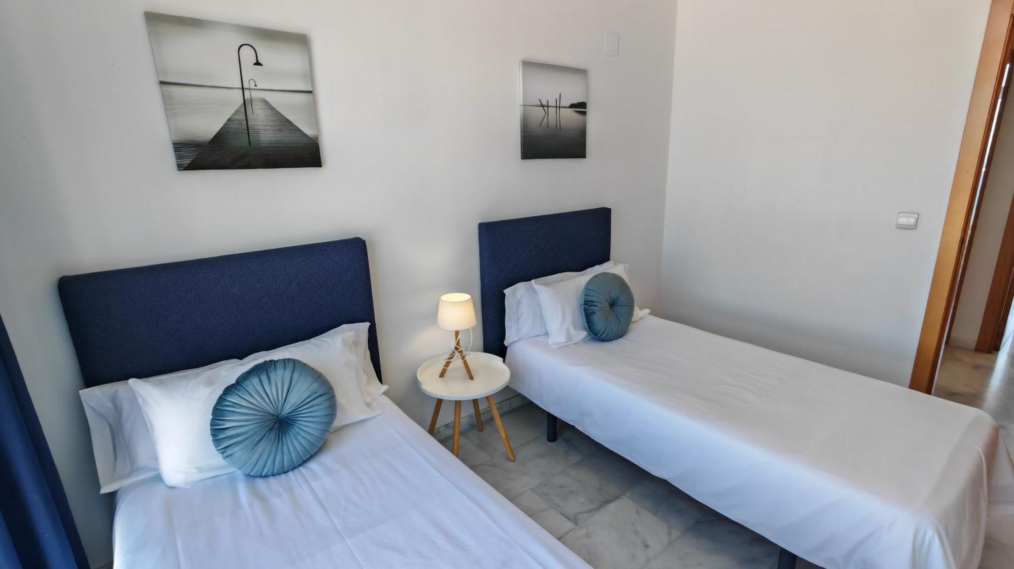 Luxury On The 41st Floor With Stunning Sea Views