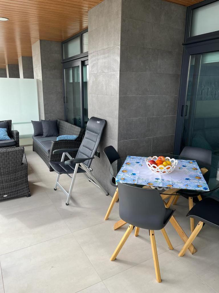 Apartment Sunset Waves - Modern Luxury 2 Bedroom Benidorm
