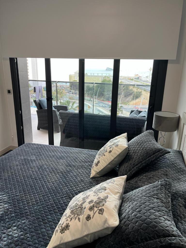 Sunset Waves - Modern Luxury 2 Bedroom Apartment