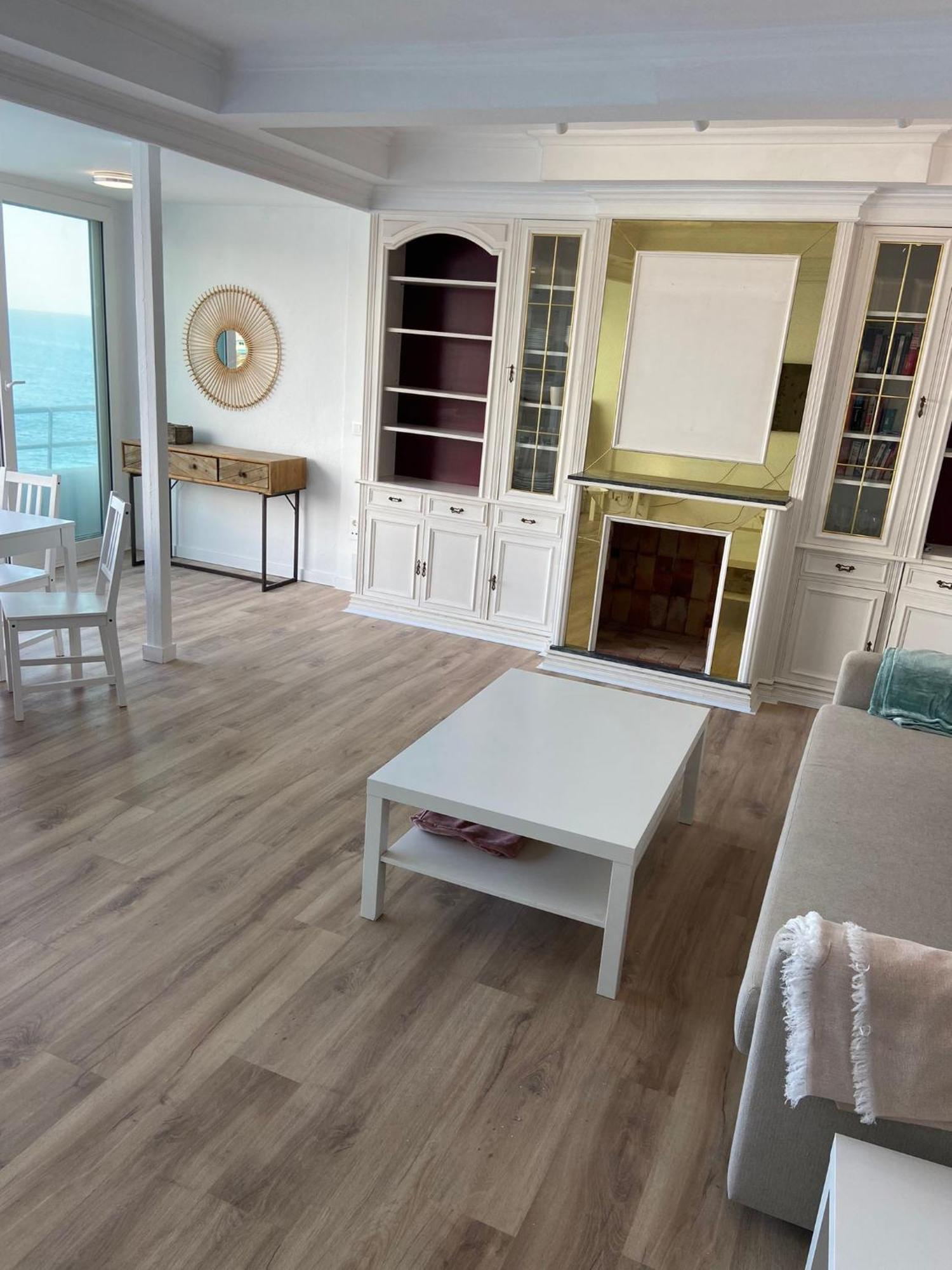Lux Center 4c Apartment *
