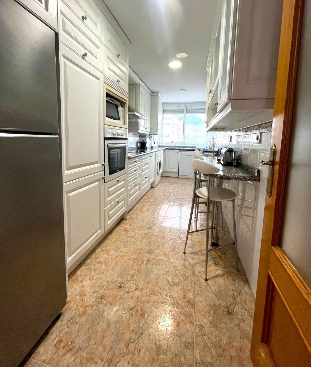 Apartamento 5 Minute Walk To The - Torres Residencial Miranda