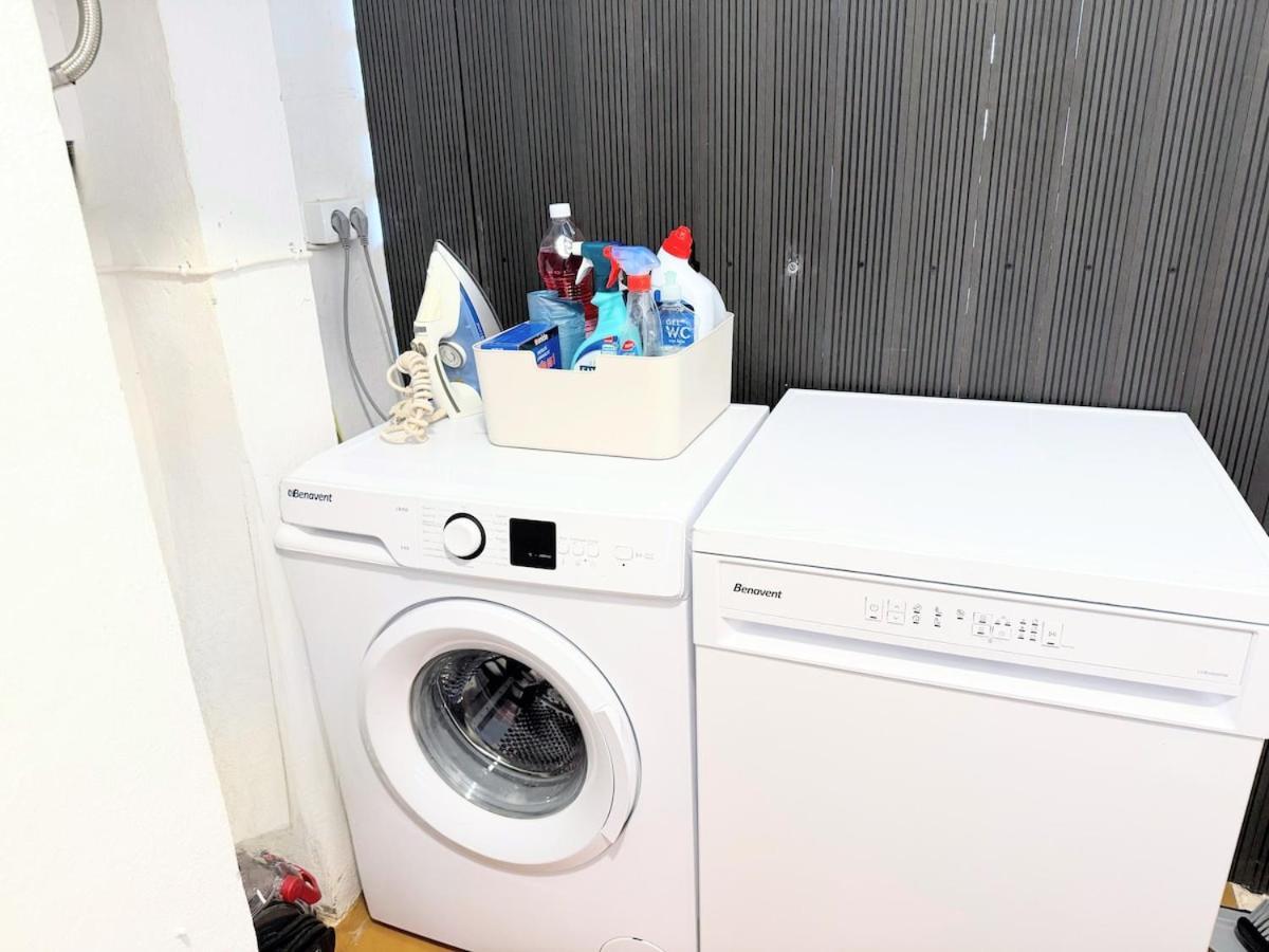 Con Piscina Y Garaje En Appartement Benidorm
