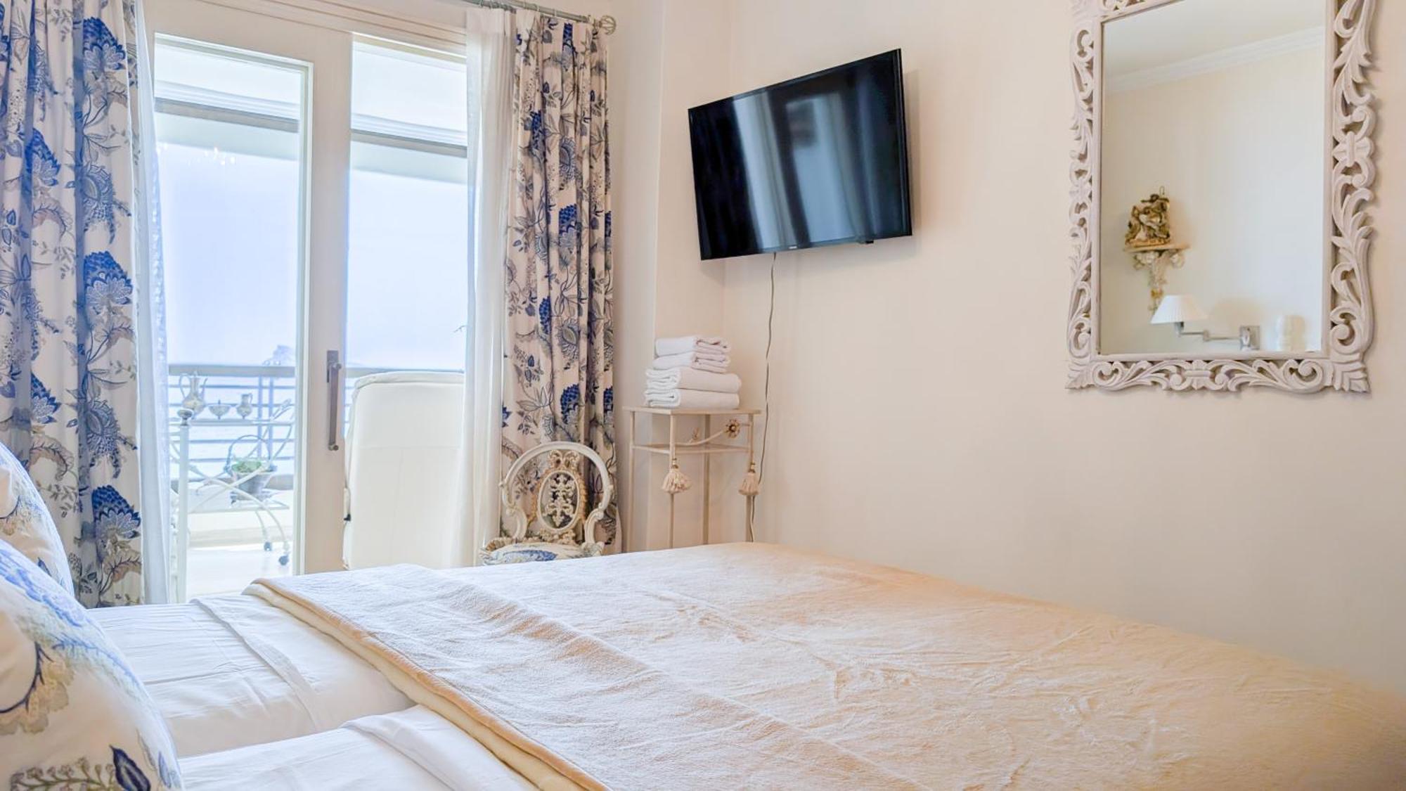 Apartamento Arenas Beachfront *