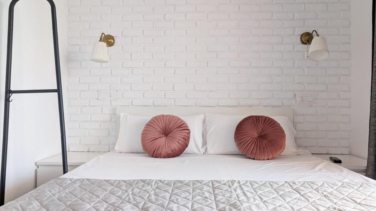 Marc Levante Apartment *