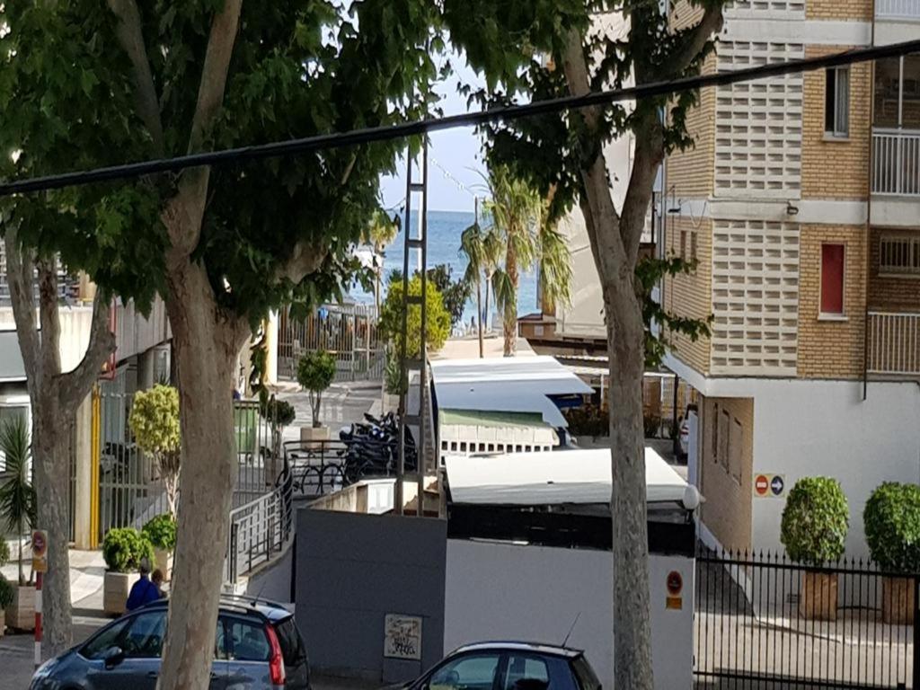 Fin Semana Apts, 4a6 Pax 2ªlinea Playa, Con Aire, Piscina, Garaje Apartamento