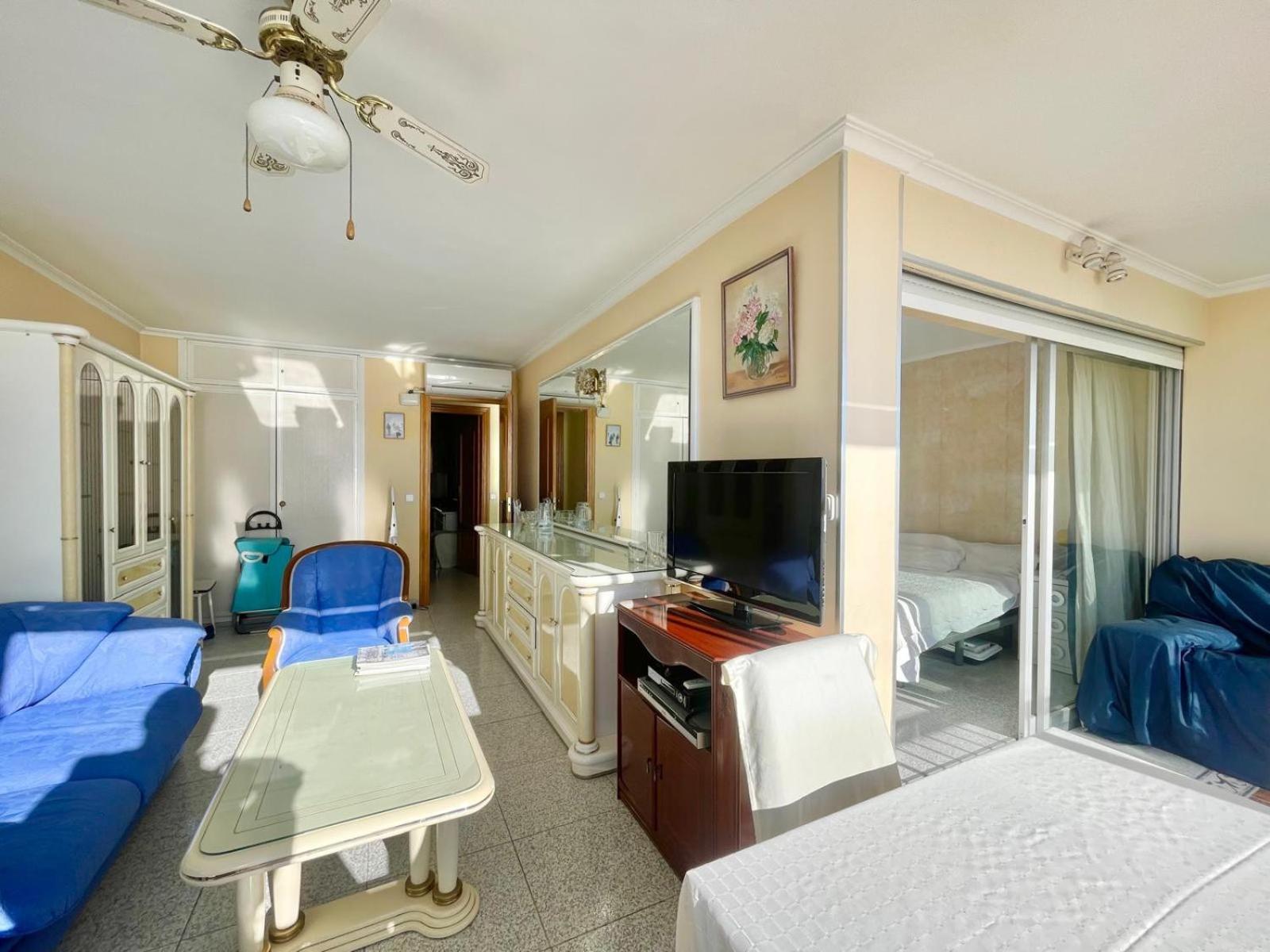 Apartamento Montesol Poniente Seafront