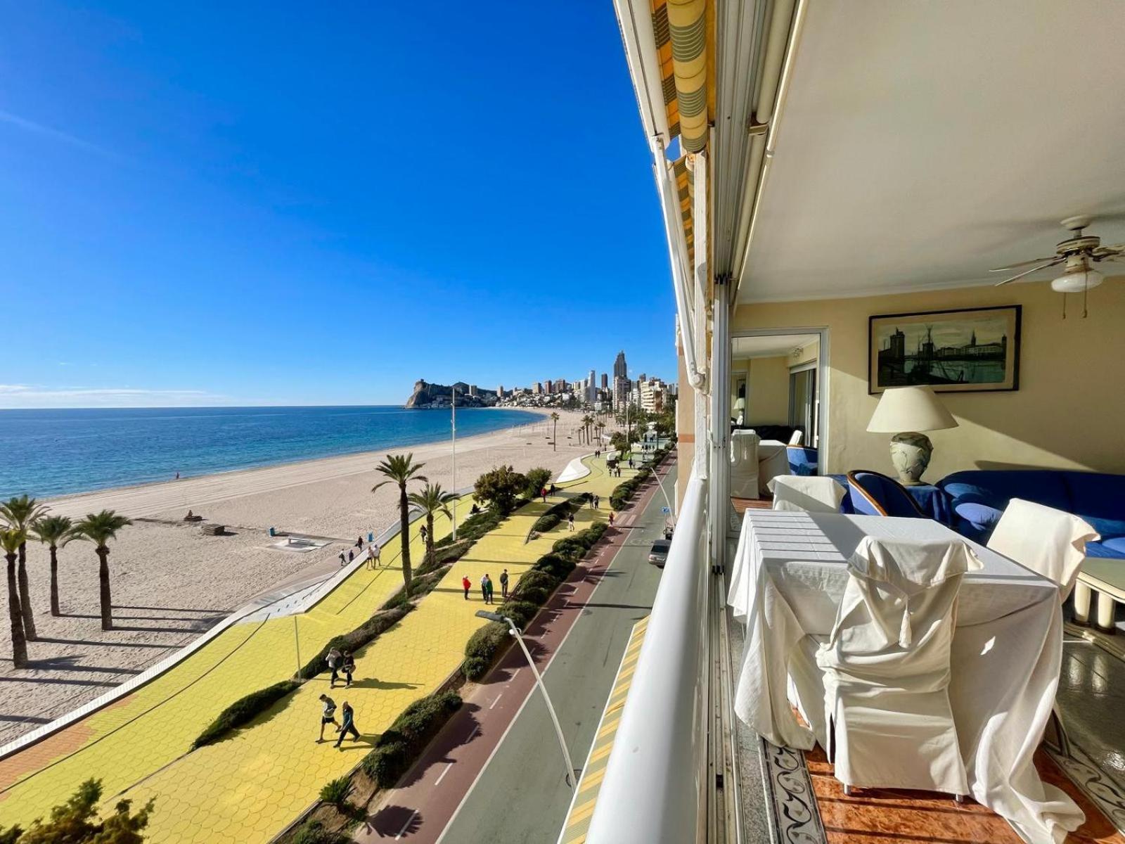 Apartamento Montesol Poniente Seafront