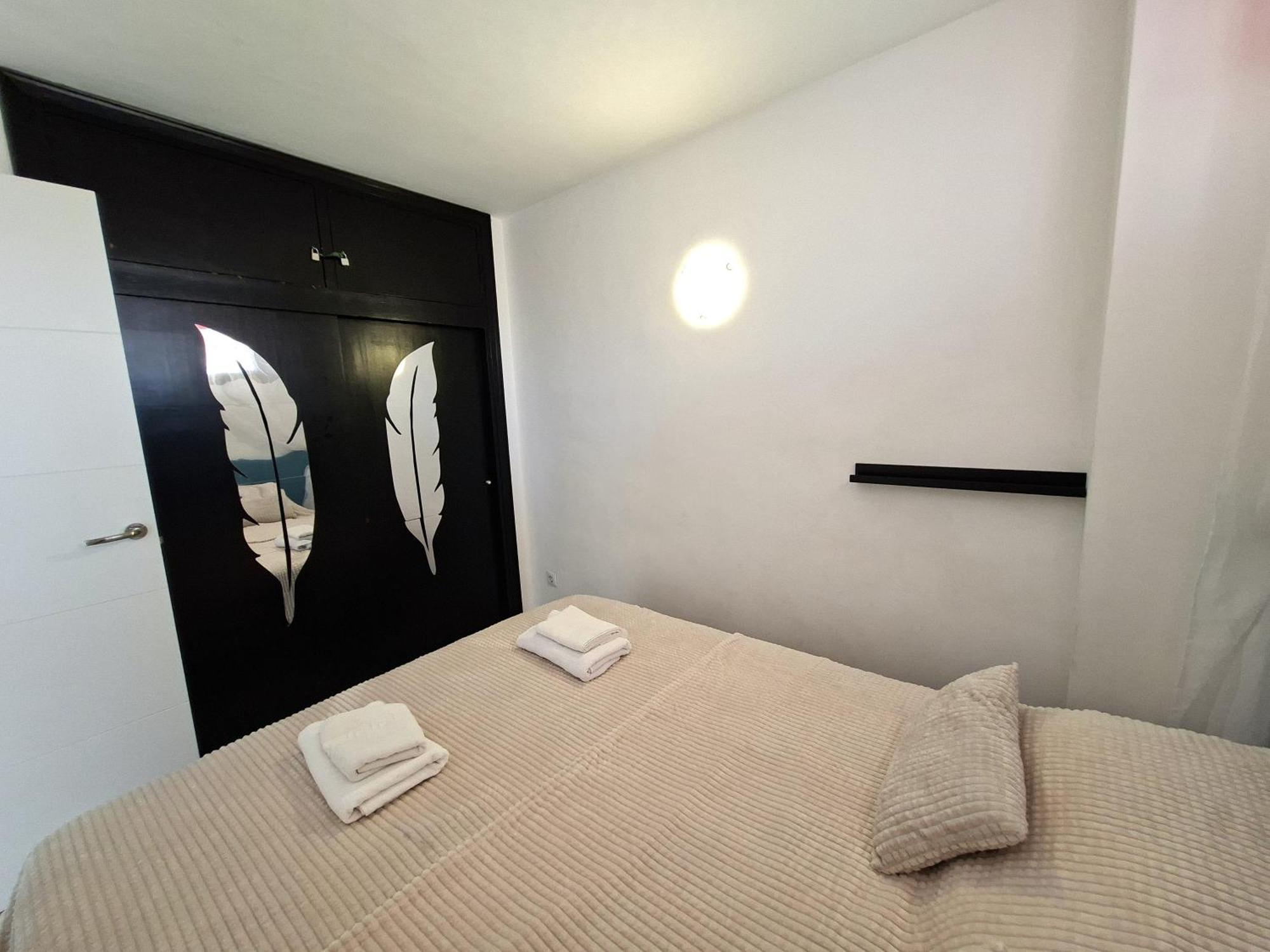 Sea View In Rincon De Loix- Free Parking, Pool, Wi-fi, New Air Conditioning Benidorm