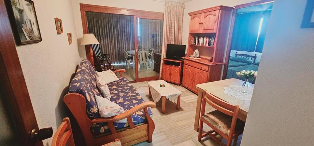 Primera Linea-apt De 2 Hab- 4-6 Pers -wifi -aire Acond- Parking Opcionable Extra *