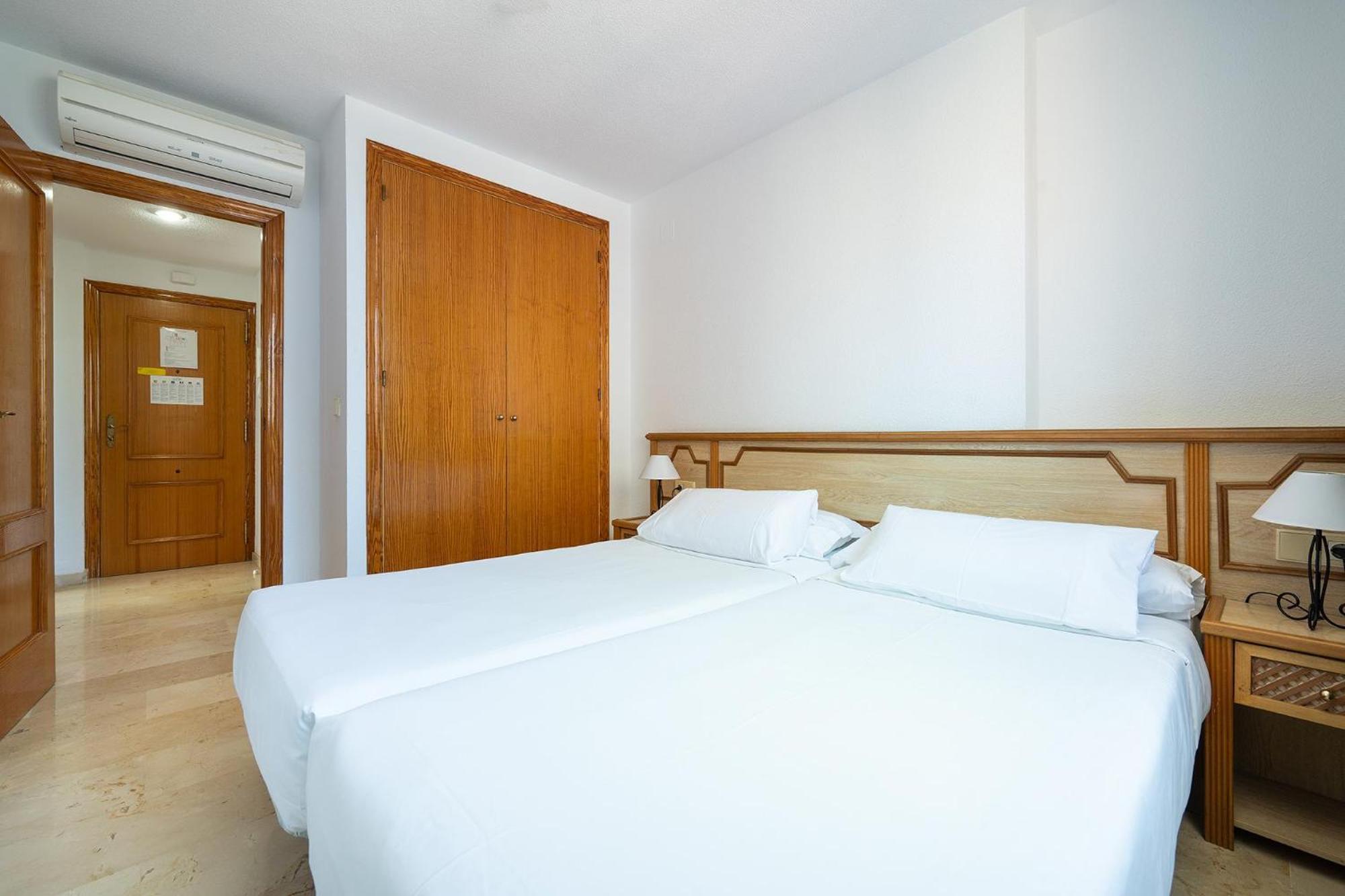Apartahotel Poseidon 3*