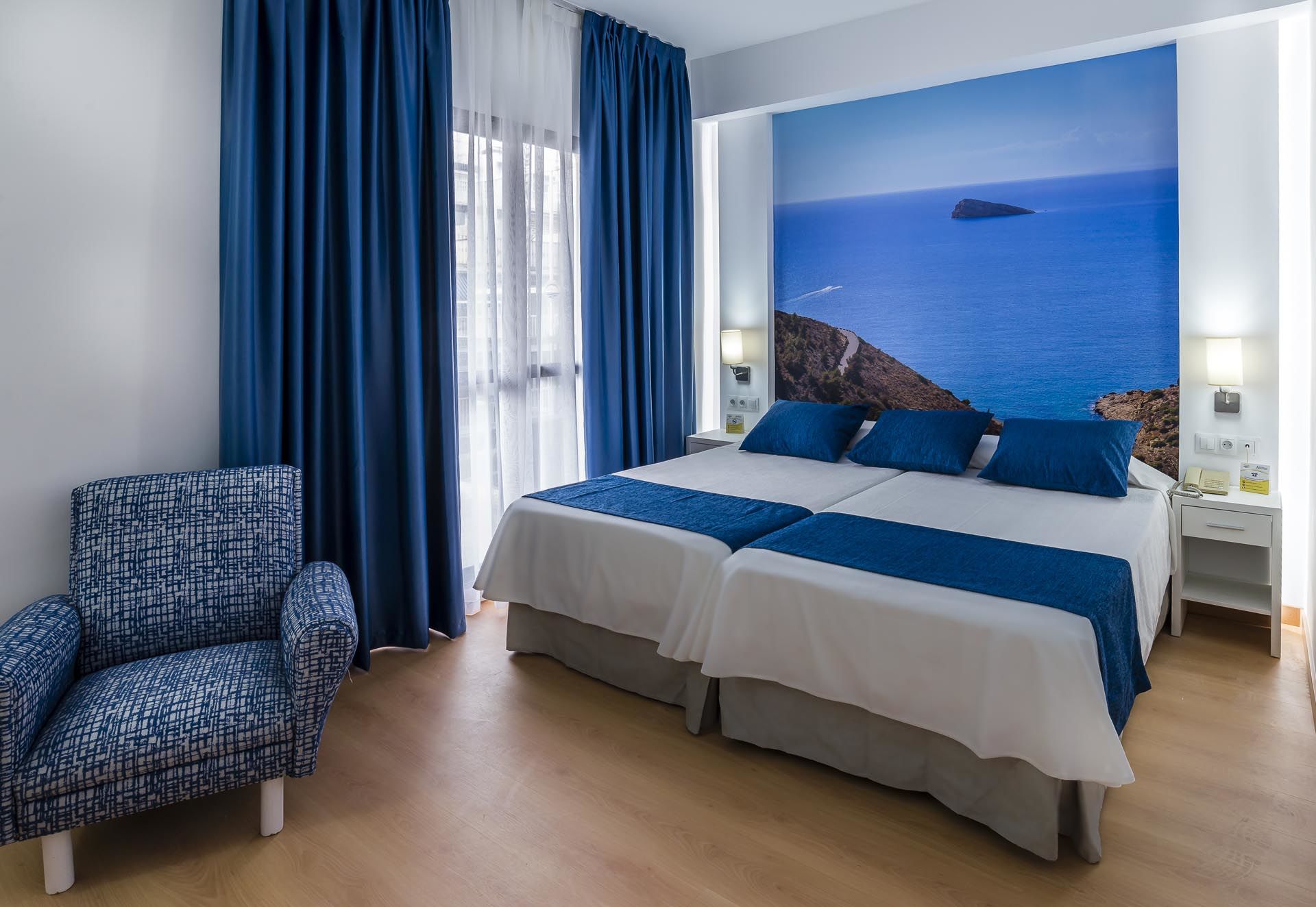 Hotel Avenida 4*
