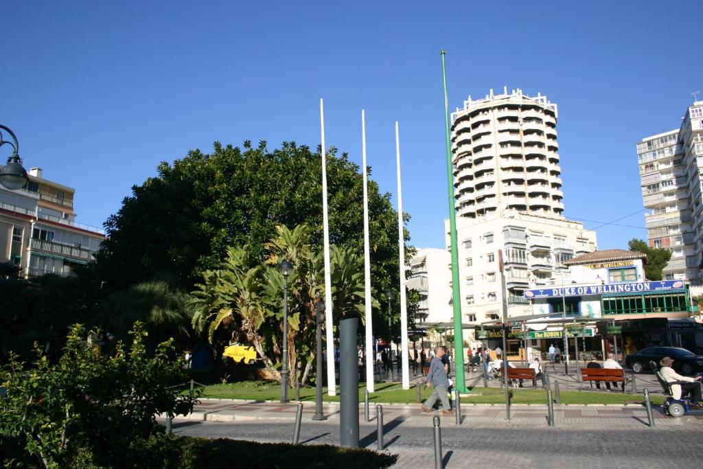 Apartamentos Astoria - Benidorm *