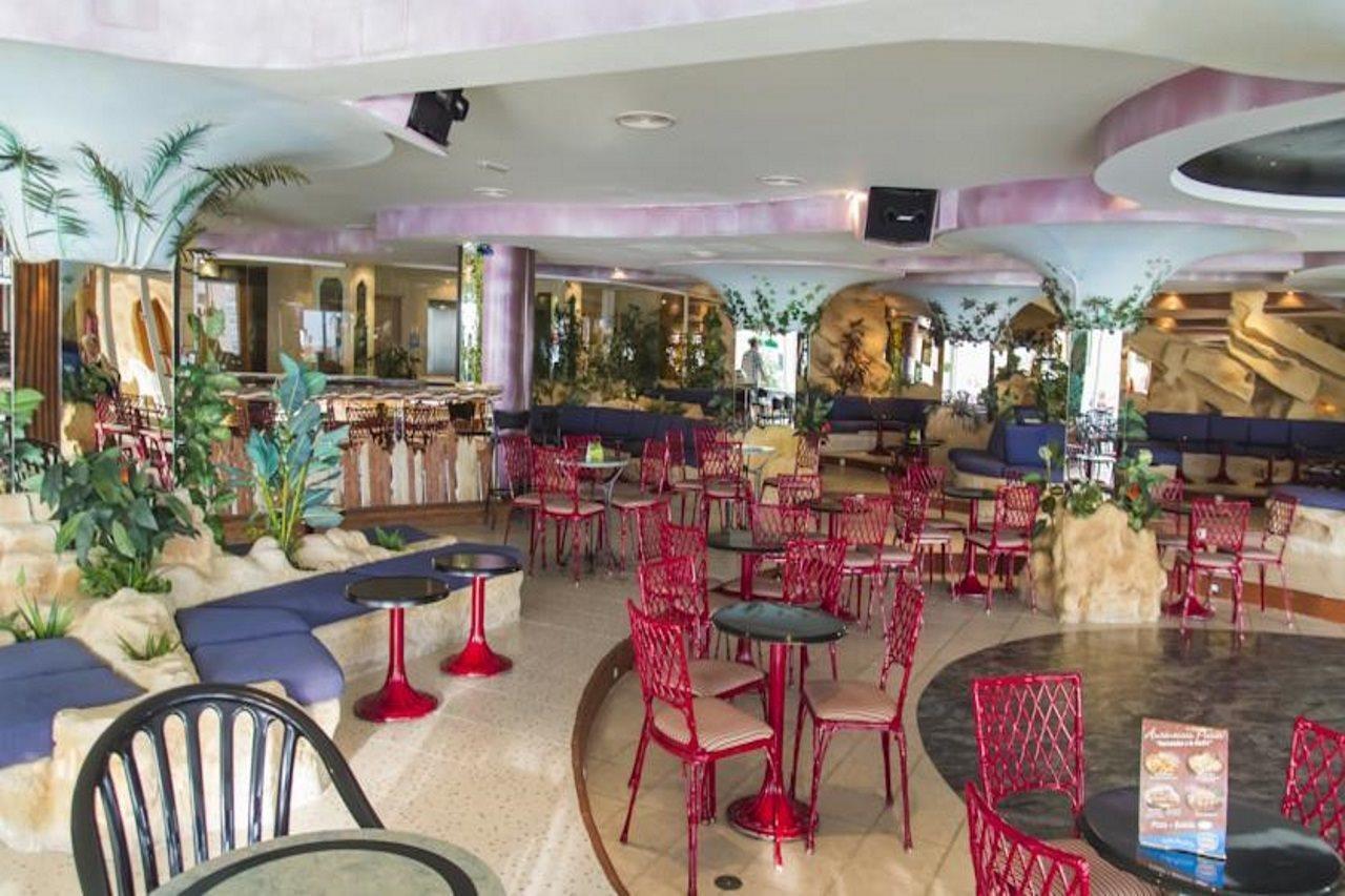 Benikaktus Hotel 3*