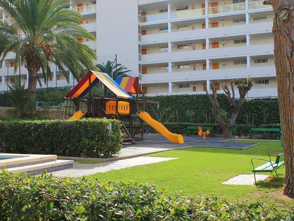 Playmon Park A Apartment *