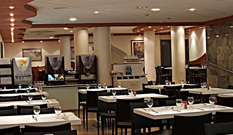 Oasis Plaza 3*