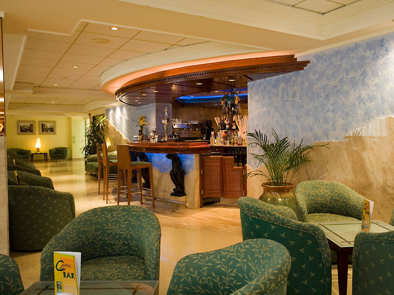 Avenida Hotel 4*