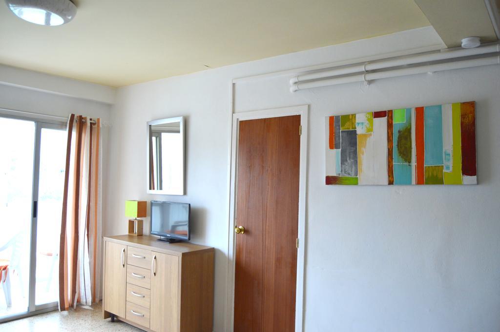 Bermuda Apartment *