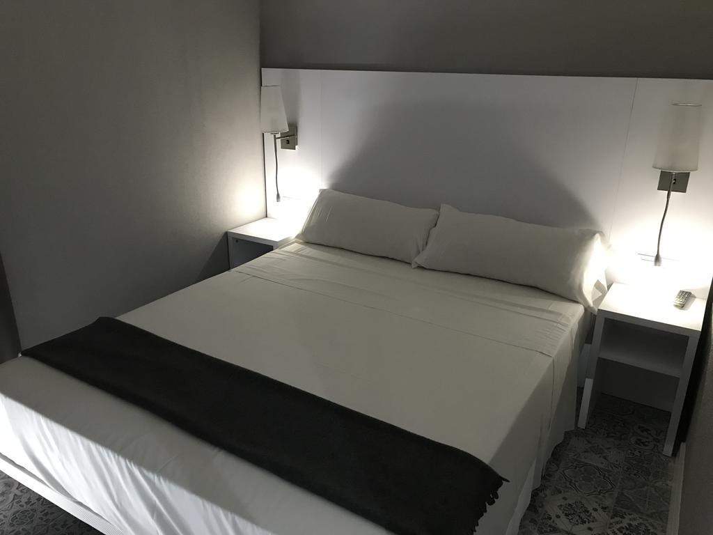 Guest house Hostal Boutique Bbb Auto Check In
