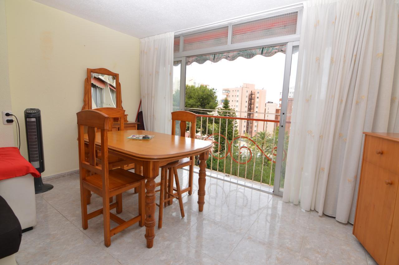 Playmon Park A Apartment *