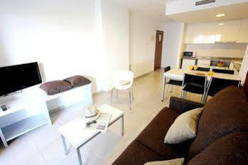 Pierre & Levante Apartment *
