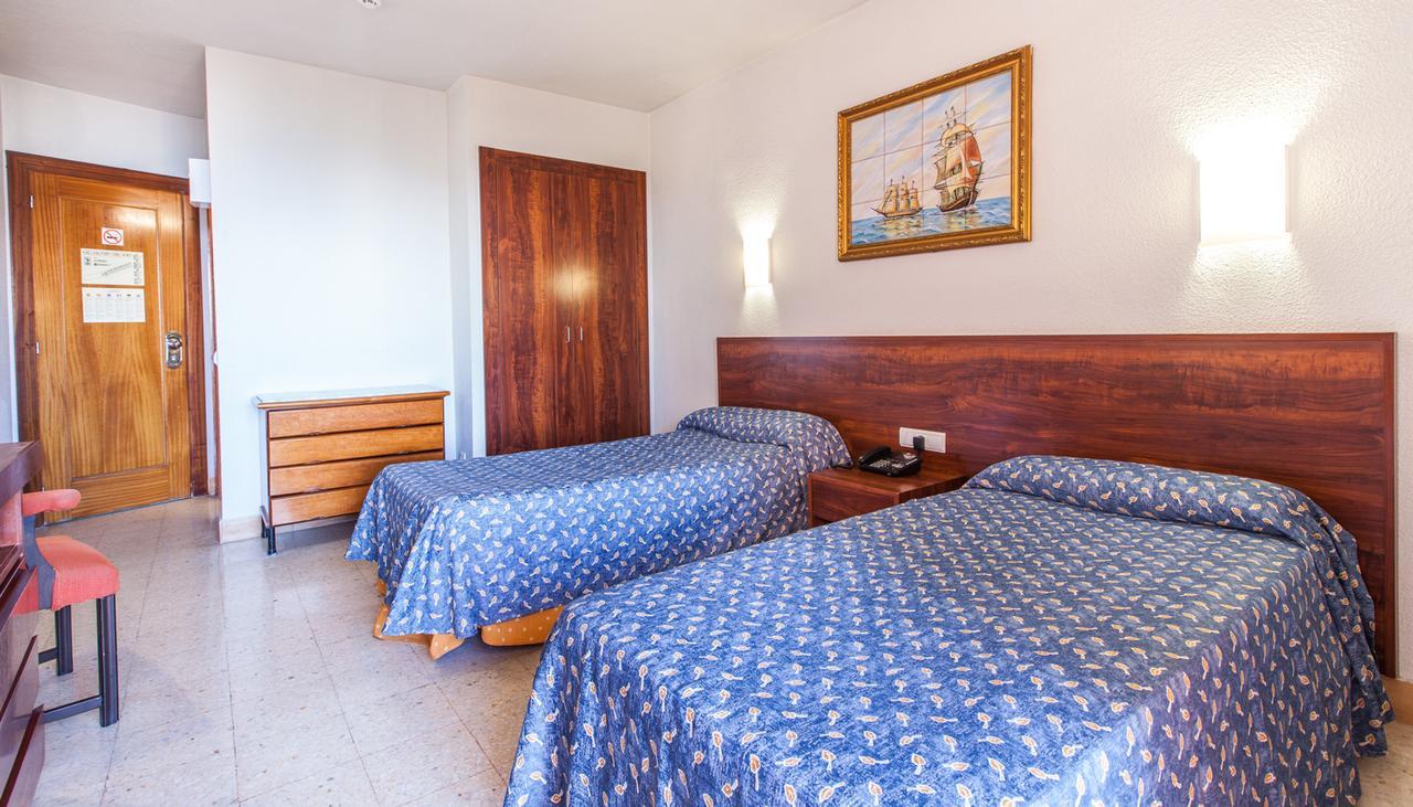 Calas Marina 3*