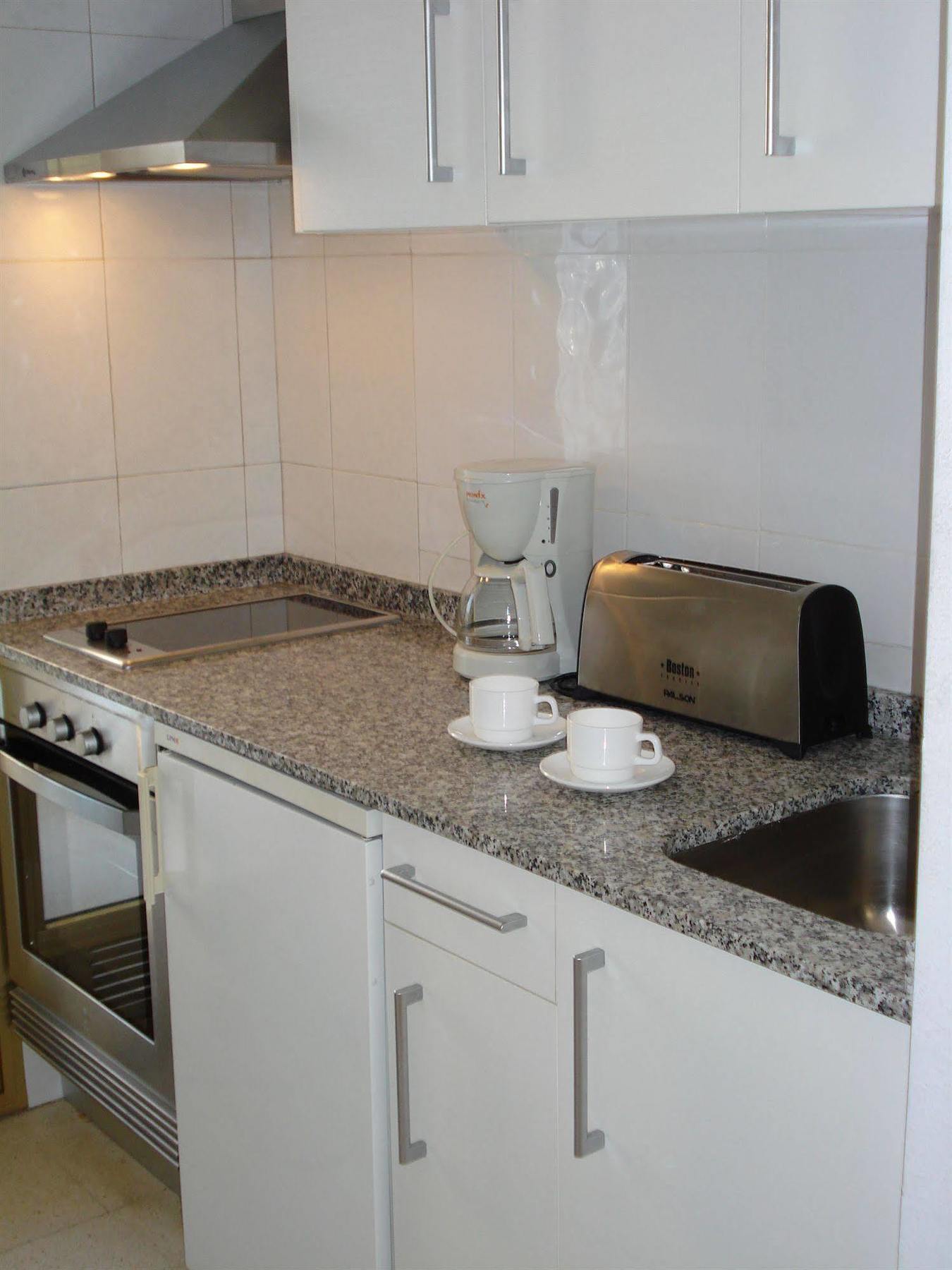 Mariscal Vii Apts Apartment