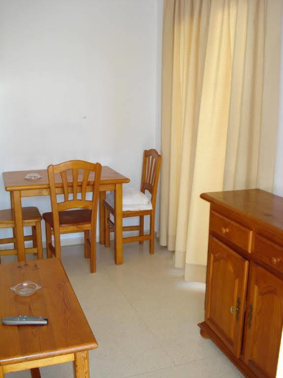 Mariscal Vii Apts Apartment