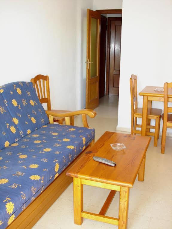 Mariscal Vii Apts Apartment